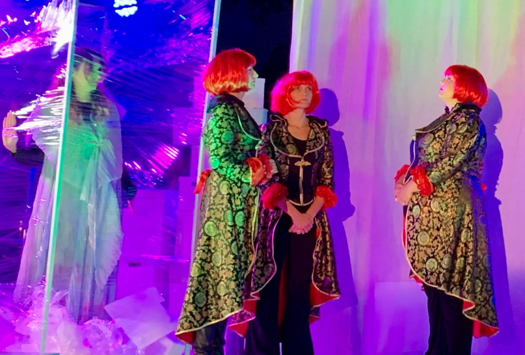 Katja Lee, Johanna Hoblik, Peta Klotzberg, Steffanie Pauly als FRAU JEDERMANN in frauJEDERmann - 2022