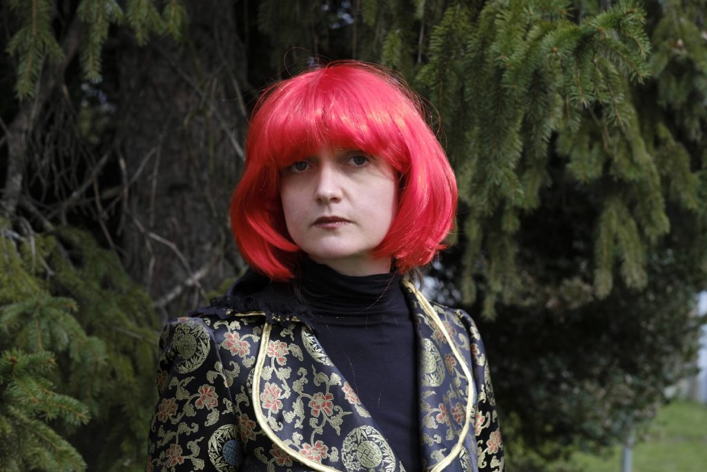 Peta Klotzberg als FRAU JEDERMANN